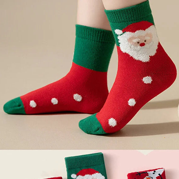 4 Pair Christmas Socks Kids and Adults Soft Comfortable Festive Wear